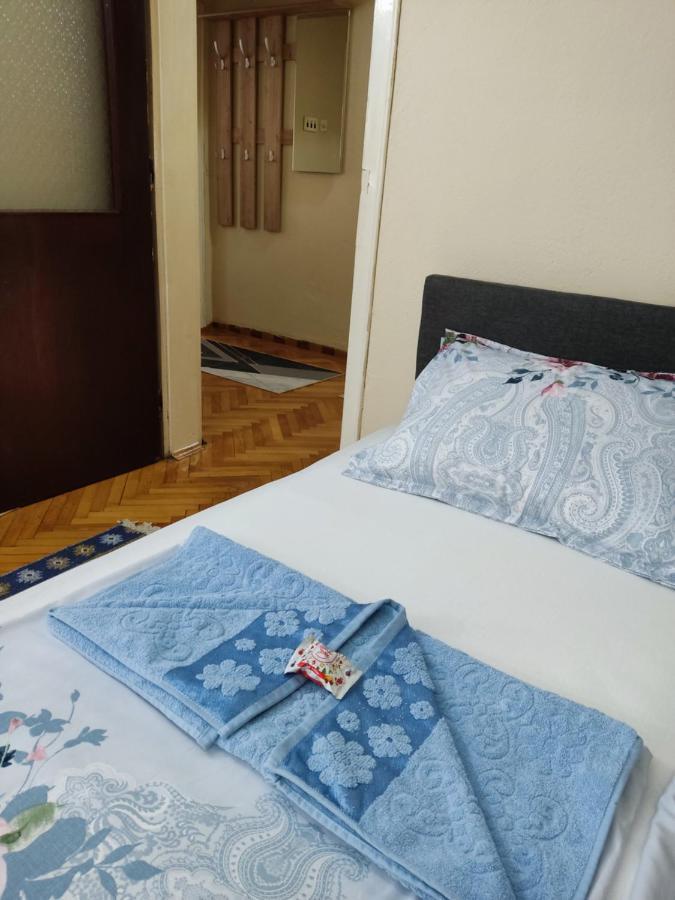 Apartment Fenix Ni Екстериор снимка